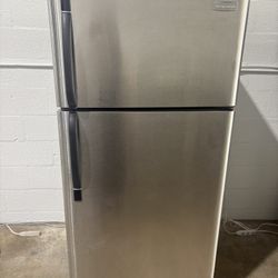 REFRIGERADOR Frigidaire De 30 Pulgadas 