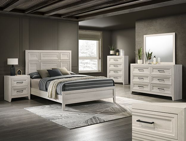 Bedroom set 4 pc Antique White finish, New Especial price