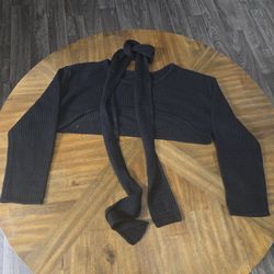 Cropped knitted sweater+ scarf