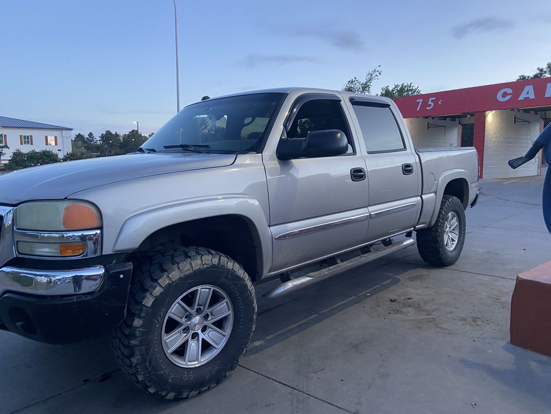 2005 GMC Sierra