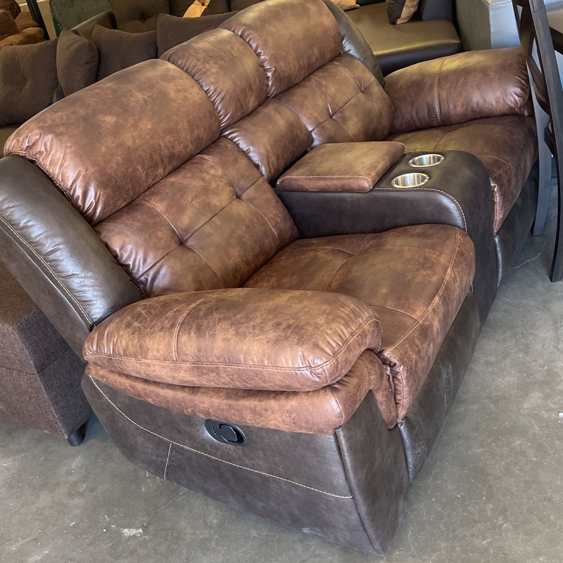 Recliner loveseat $1000 brand new