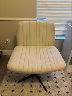 Desk chair