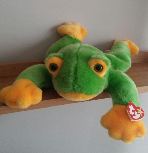 Large Ty Beanie Buddie/Smoochy The Frog/Retired