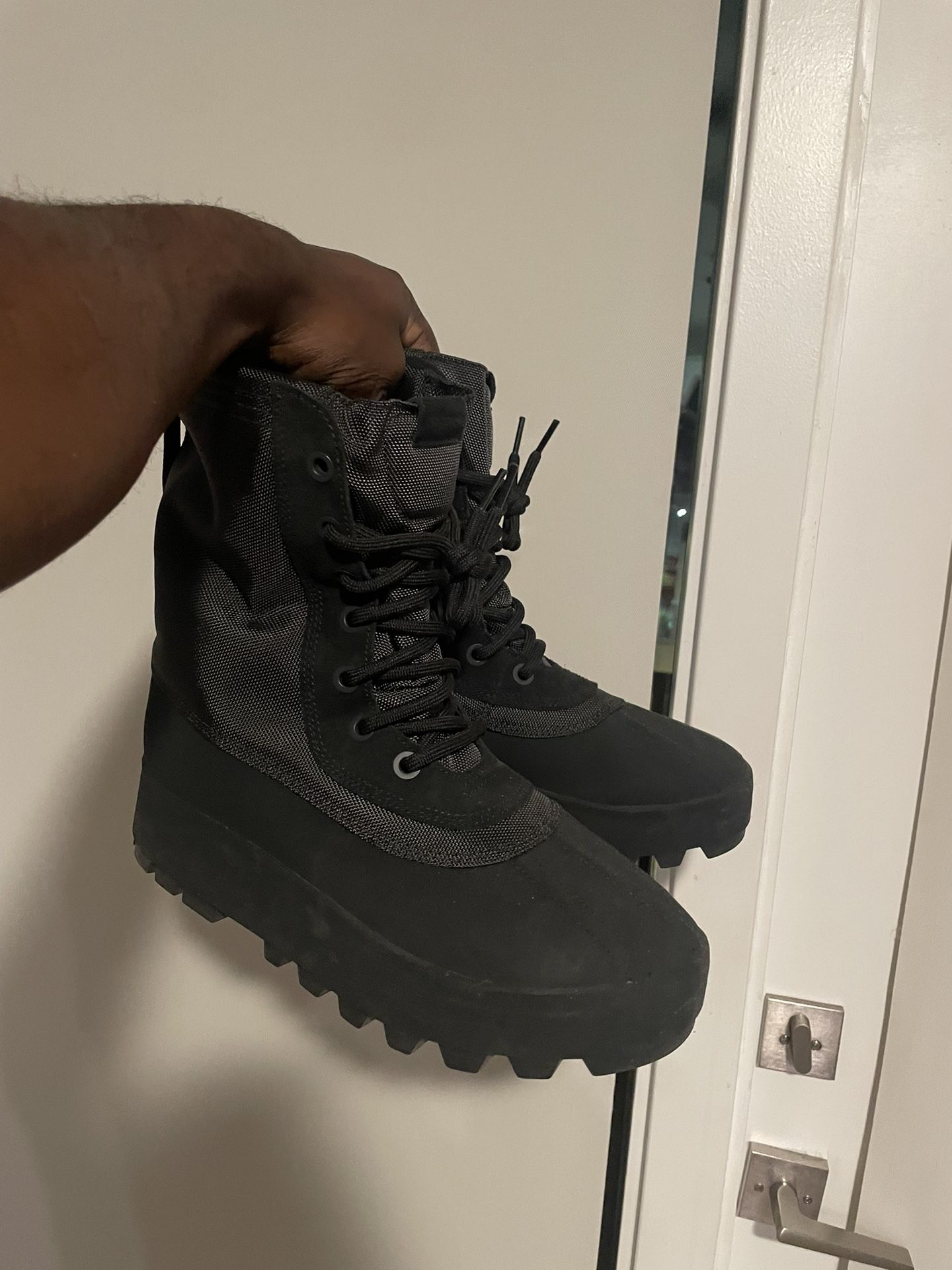 950 Pirate Black Outfit Yeezy Boost 950 Size 10 Yeezy Boots 950