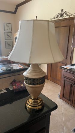 31” lamp brass and ceramic