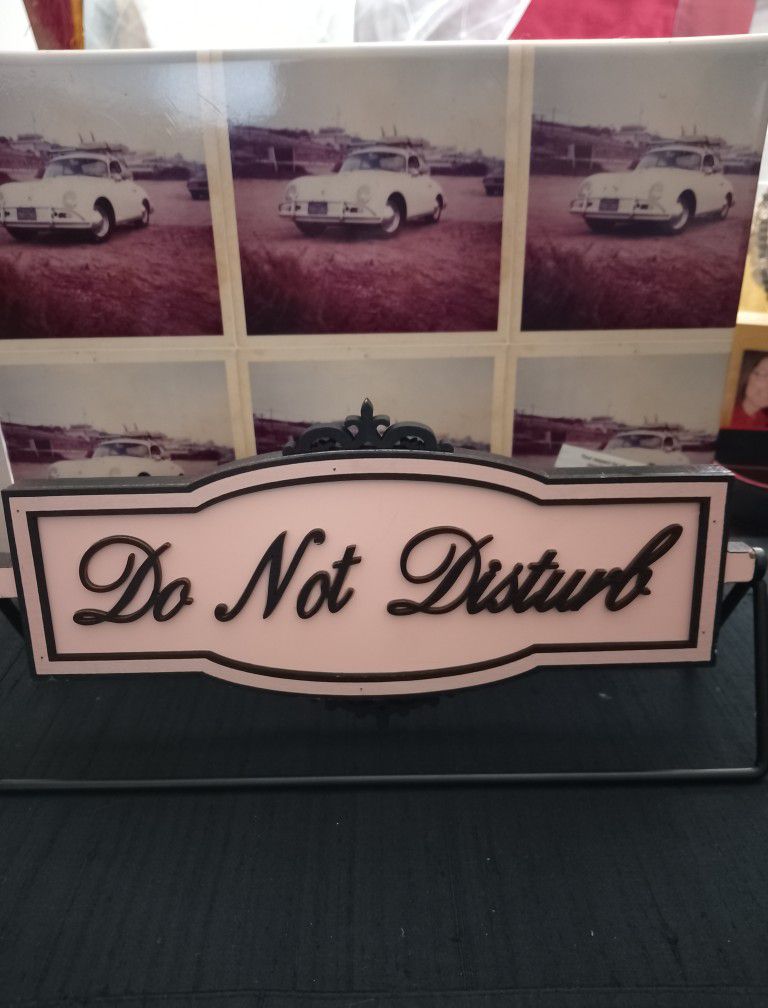Welcome Or Do Not Disturb Desk Sign 