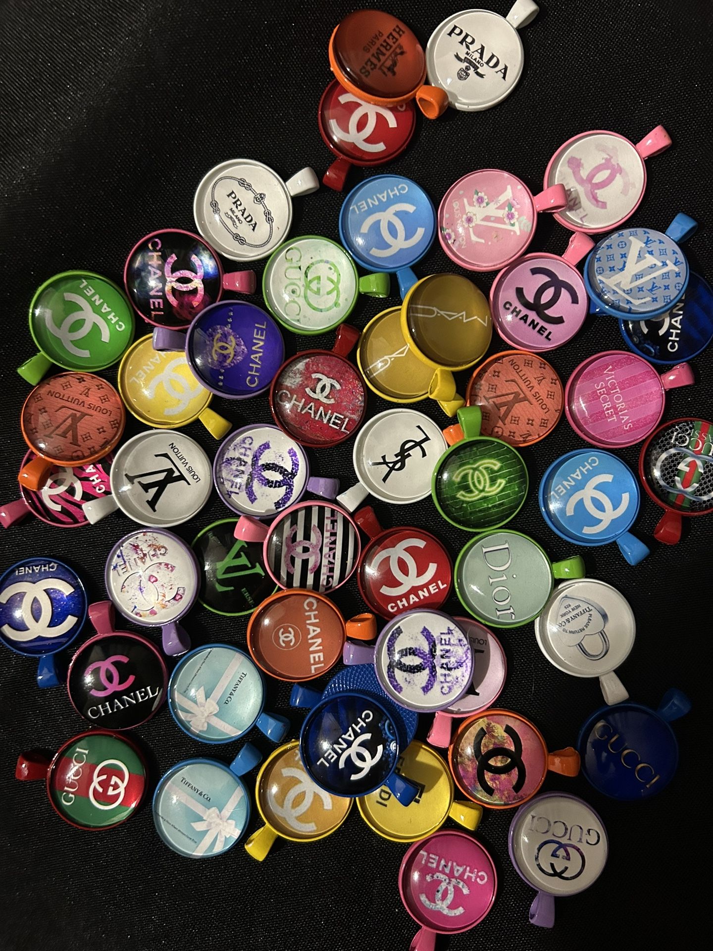10 Charms