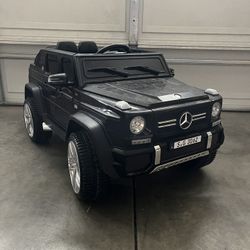 Mercedes Toy Car