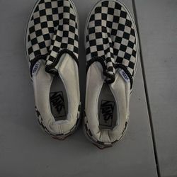 VANS -checker -KIDS 2.5 Size 