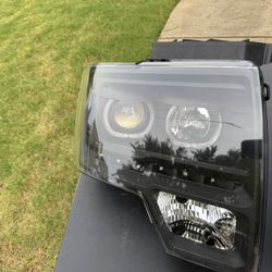 2009-2014 Ford F150 After Market Head Lights