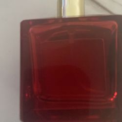 selling Baccarat rouge 540