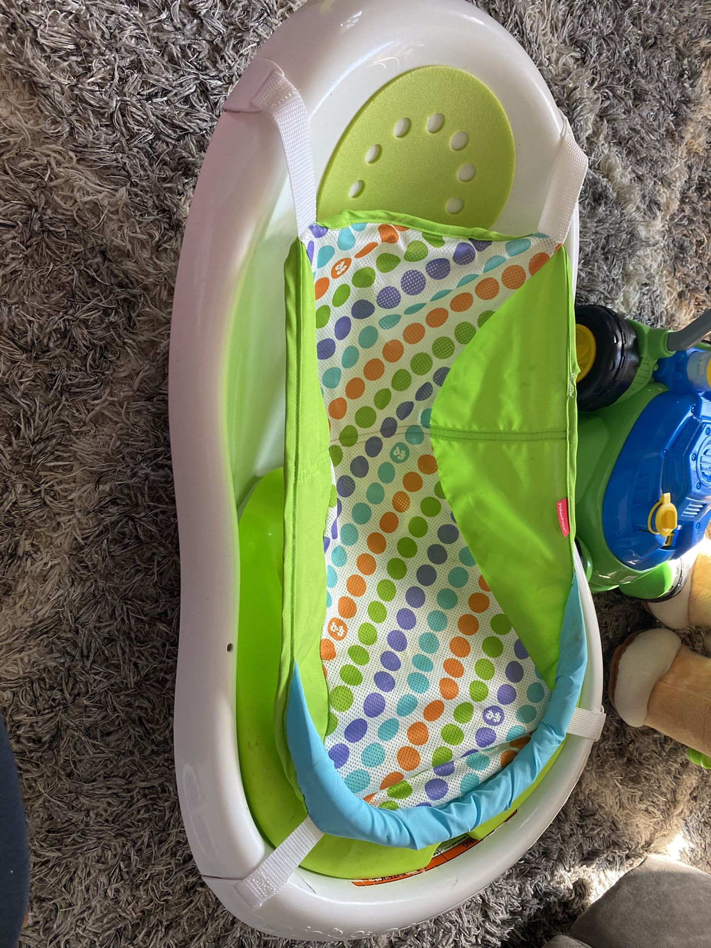 Fisher price bath tub