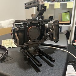 A7Siii + Titla Cage