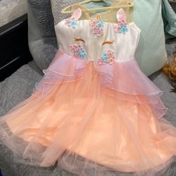 Girls unicorn Dress And Crown - Size 5T