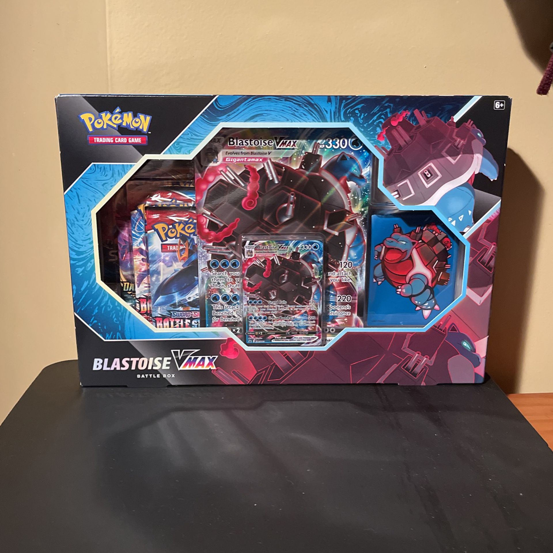 Blastoise VMAX Battle Box Pokemon Cards