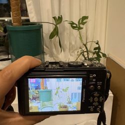 Panasonic Lumix Dmc-lx3 Camera With Leila Lenses