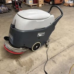 Advance SC450 - 20” Auto Floor scrubber