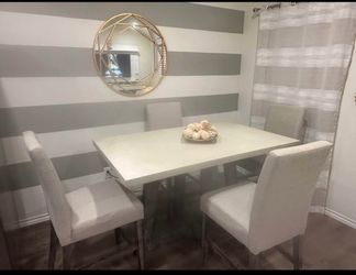 Dinning Room - Juego Comedor