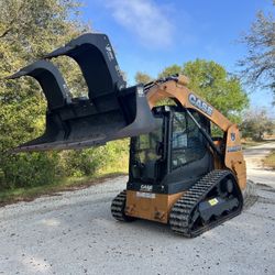 2016 CASE TR270 TRACK LOADER - 330 Hrs!!