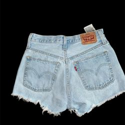 Levi's 501 denim shorts #denimshorts Size 25  Light denim In good condition