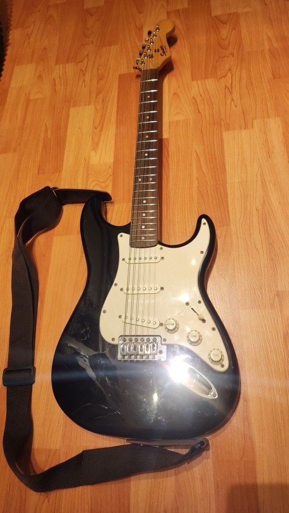 Fender Squier Bullet Strat Guitar