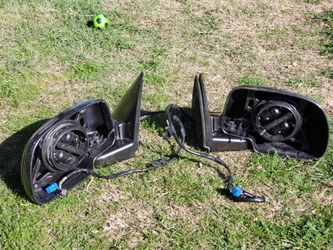 2002 OEM Chevrolet Tahoe mirrors assembly