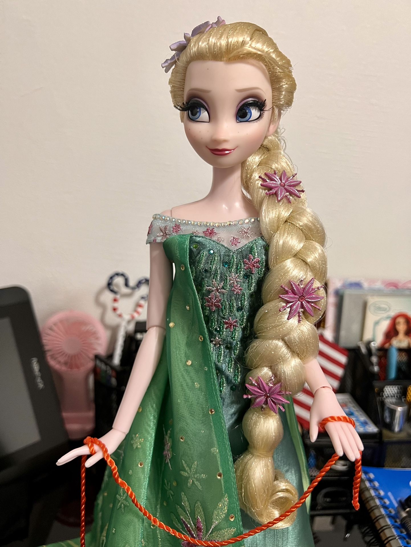 Disney Store Limited Edition 17 Frozen Fever Elsa Doll Opened for