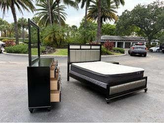 Modern 4-Piece Bedroom Set with Queen Bed, Dresser, Mirror, and Nightstand