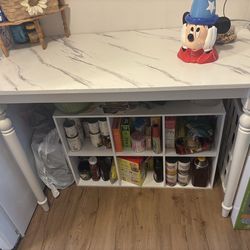 Kitchen table