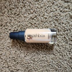 Smashbox Foundation