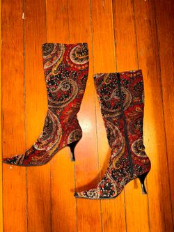 Vintage Paisley Print Boots