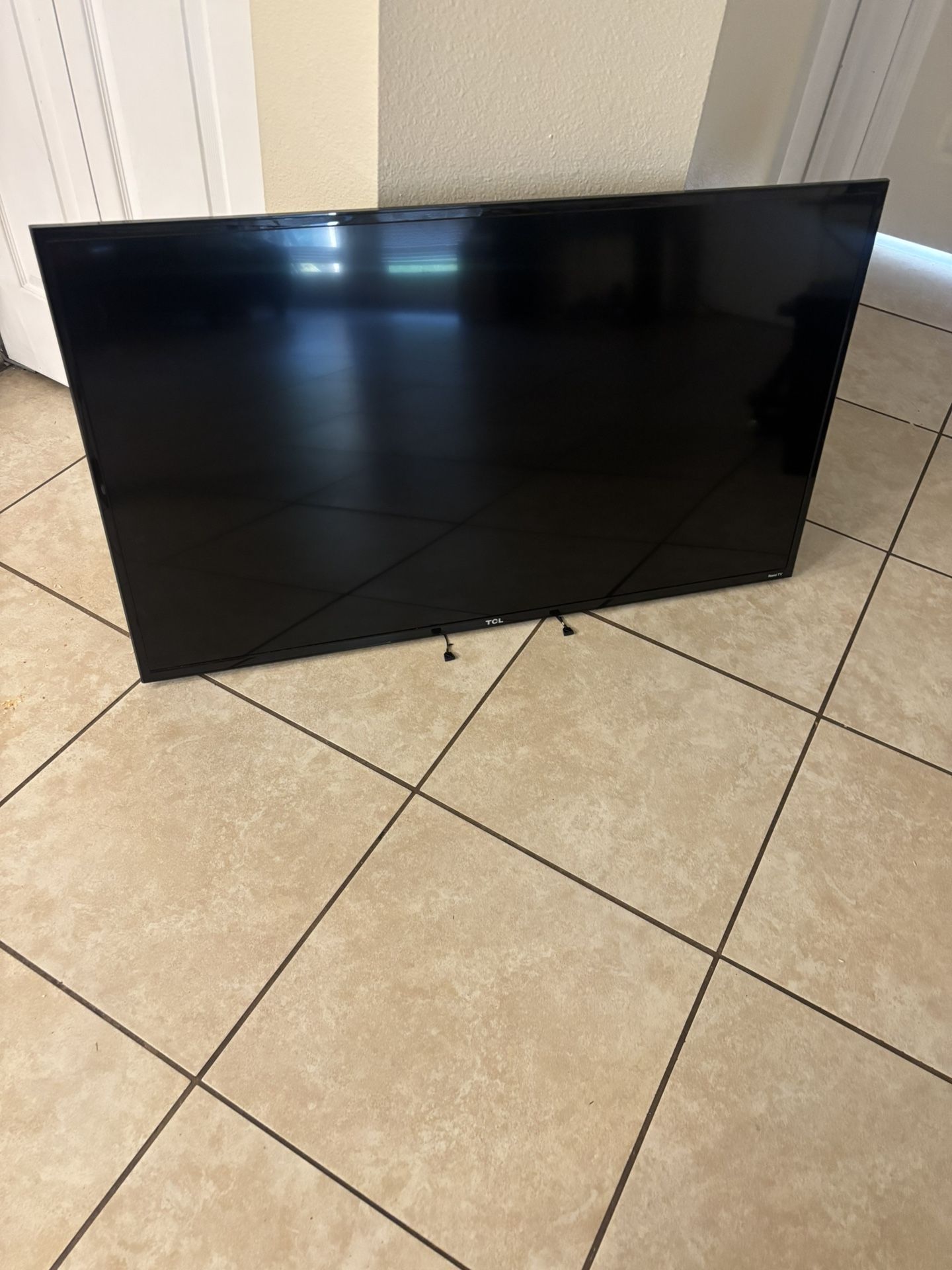 TCL 50” Roku Tv