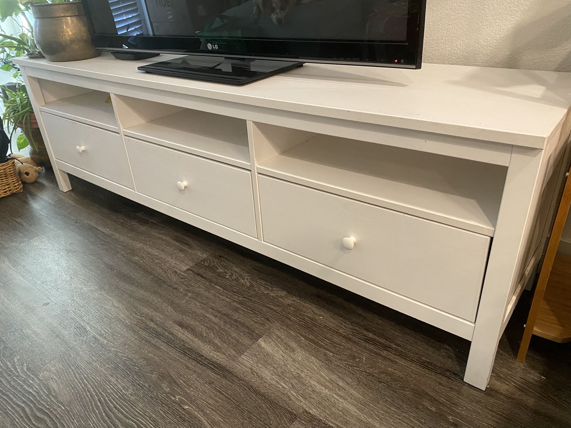 Long white table with drawers