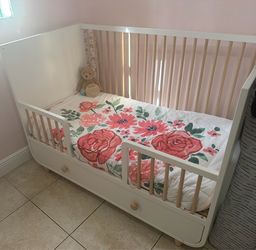 Toddler bed (unused)