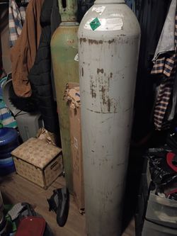 Welding gas bottle