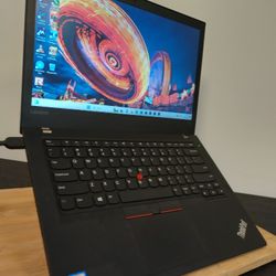 Lenovo Laptop $125 - Como Nueva - Llena De Programas 