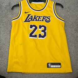 NBA Jersey Lebron James Jersey Medium Size For Kids