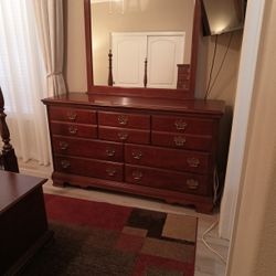Queen Size Bedroom Set 