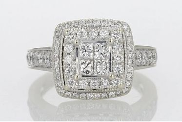 1.53ctw Princess Cut Diamond
Cluster Engagement Ring 14k
White Gold Size 6.75