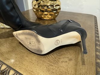 Michael Kors Rue Leather Boot - Black (Size 8.5)