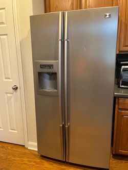 LG Side by Side Refrigerator