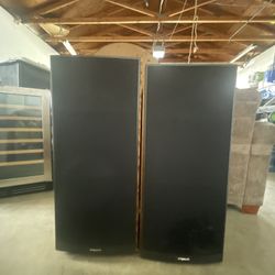 Klipsch Speakers 