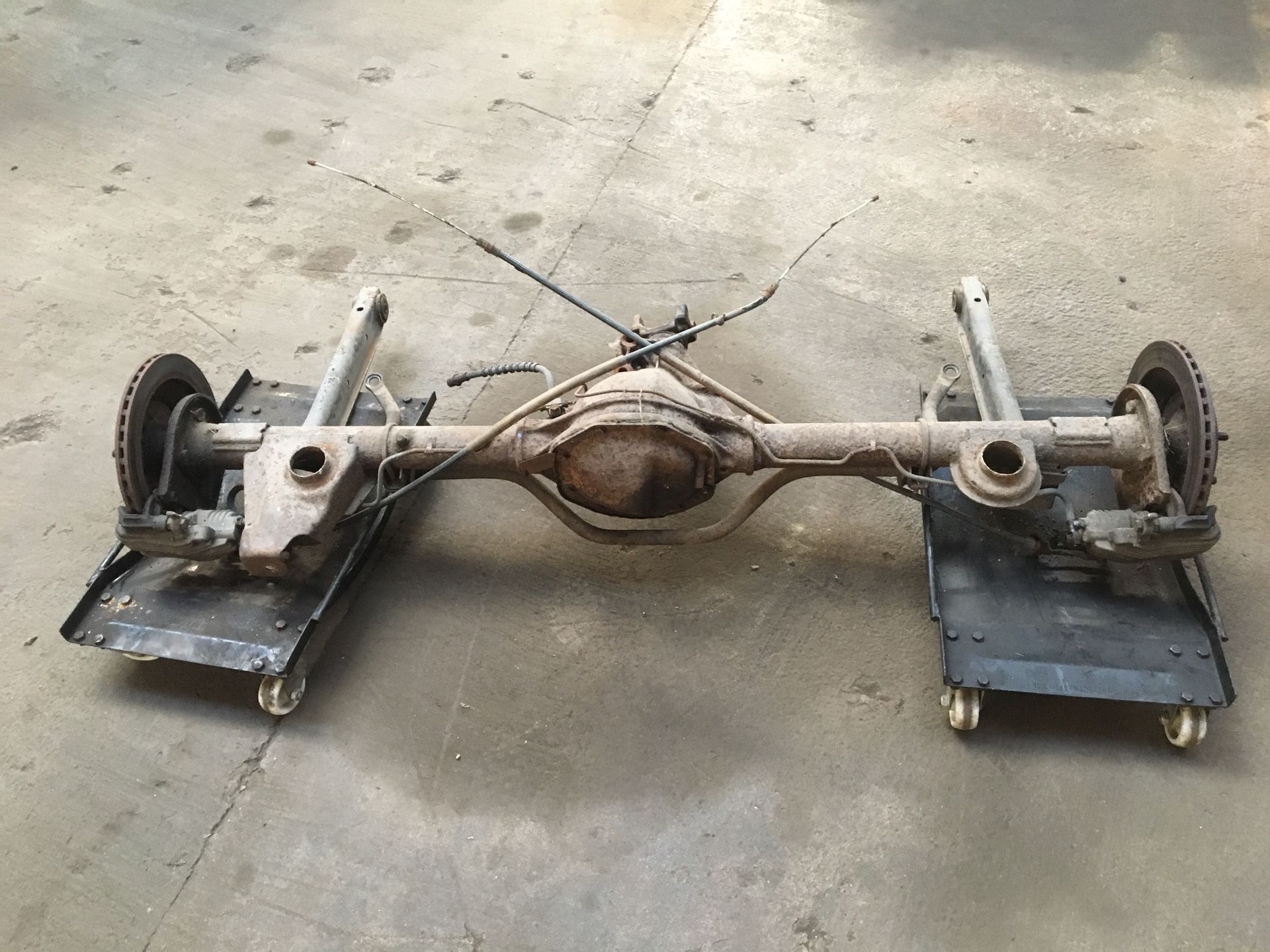 82 92 camaro firebird posi disc brake rear end