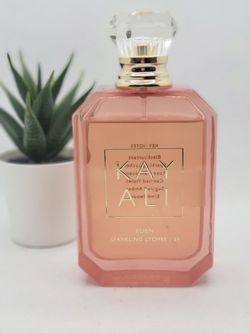 KAYALI 

EDEN SPARKLING LYCHEE | 39 Eau de Parfum

3.4 fl (USED 20%)