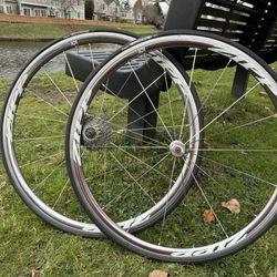 Zipp 101 Wheelset. (700x23)