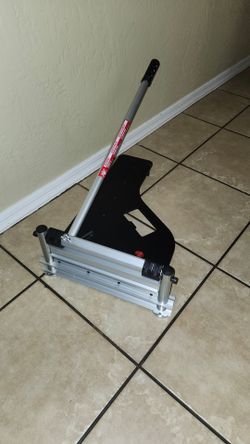 Roberts 13in  Flooring Cutter**$60