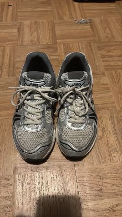 ASICS Gel Size 10