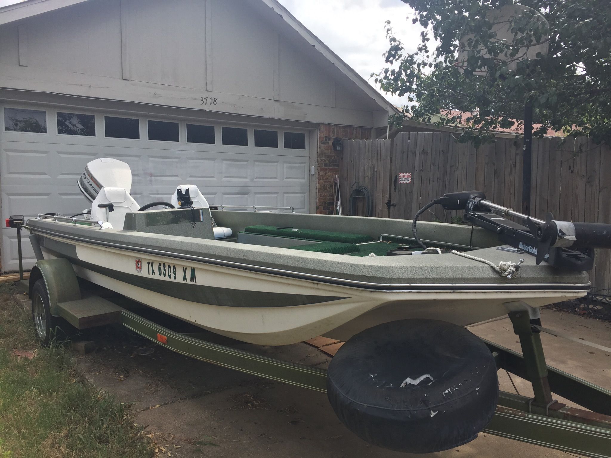 1976 Ranger Bass Boat