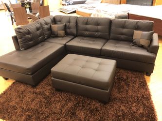 Sectional sofa with ottoman