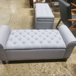 Fabric Upholstered Gray Tufted Storage Bench(New)